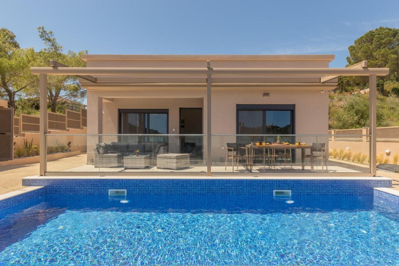 Amelia Residence Tragaki Bagian luar foto