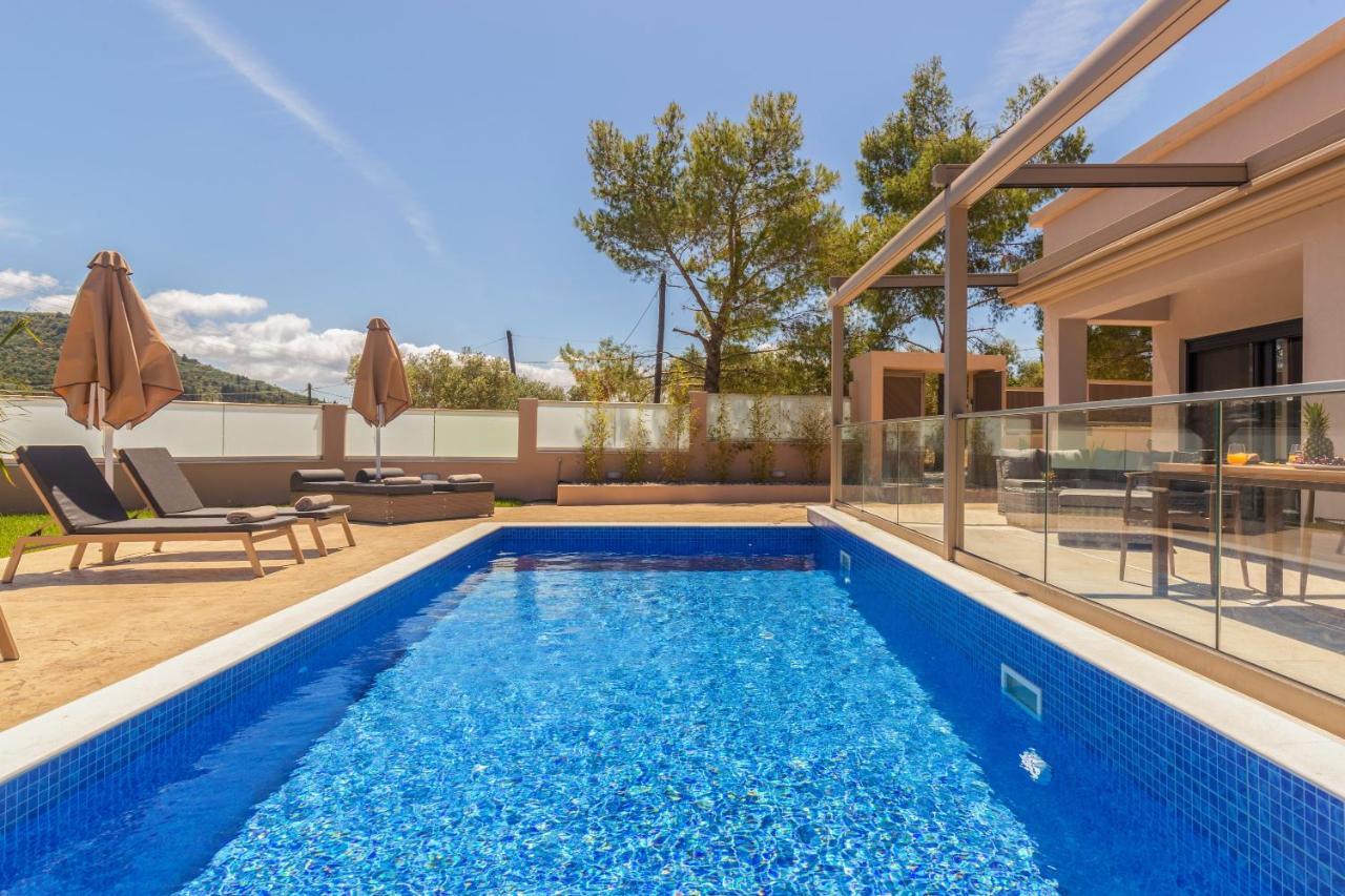 Amelia Residence Tragaki Bagian luar foto